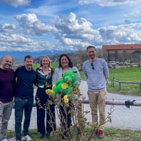 HCD besucht die Tabaluga-Kinderstiftung